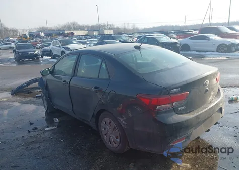 2020 Kia Rio S z USA, uszkodzony, nr VIN 3KPA24AD0LE337707